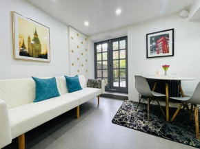 Beautiful House in Little Venice